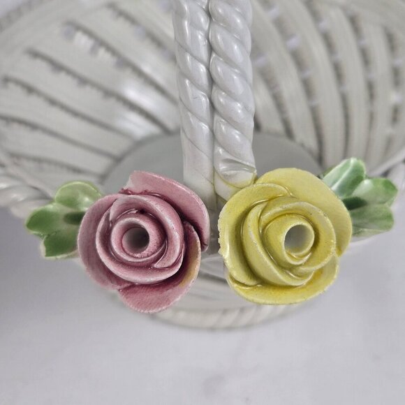 Nuova Capodimonte Porcelain Basket with Pink & Yellow Flowers Vintage Italy - Picture 10 of 14